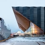 Kaupunkitilan rytmi ja rakenteet, arkkitehtuurivalokuvauskurssi Kuressaaressa – Tuomas Uusheimo