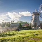 Angla Windmill Park. Anglan tuulimyllymäki Saarenmaalla.