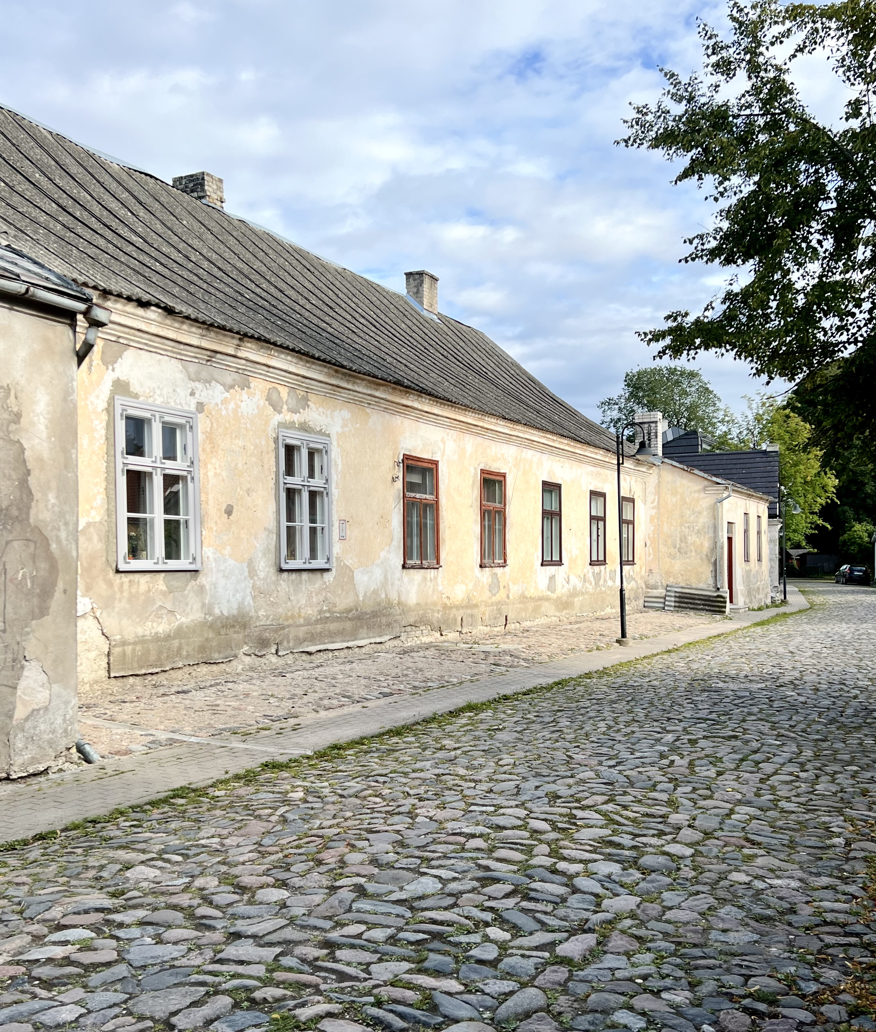 Kuressaare street view, the location for Joe McNally's upcoming photography workshop in July 2024.